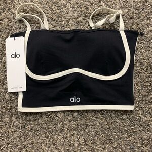 ✨ NWT Alo Yoga Matching Set ✨